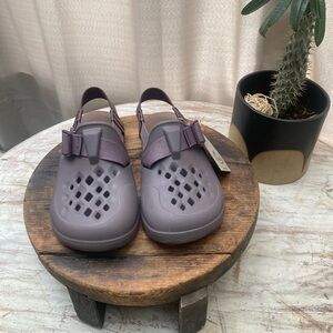 New Chaco Purple Slip-On Sandals